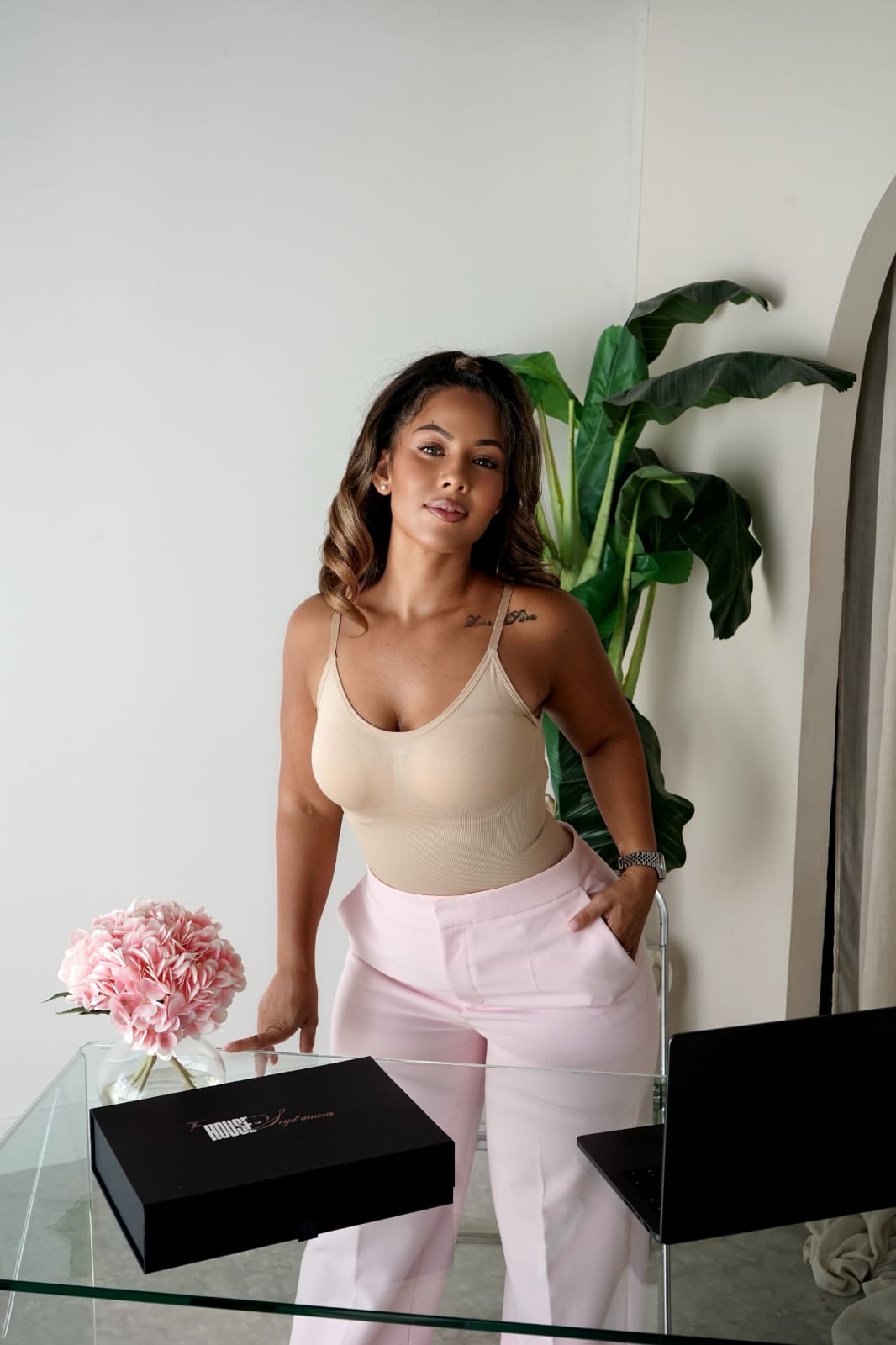Sabrina in the studio with the House of Seydamour presentation box